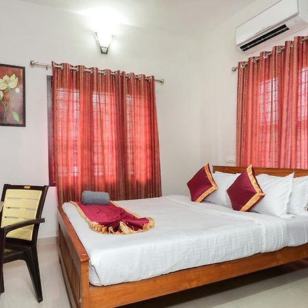 Swapna Home Suites Nedumbassery Eksteriør billede