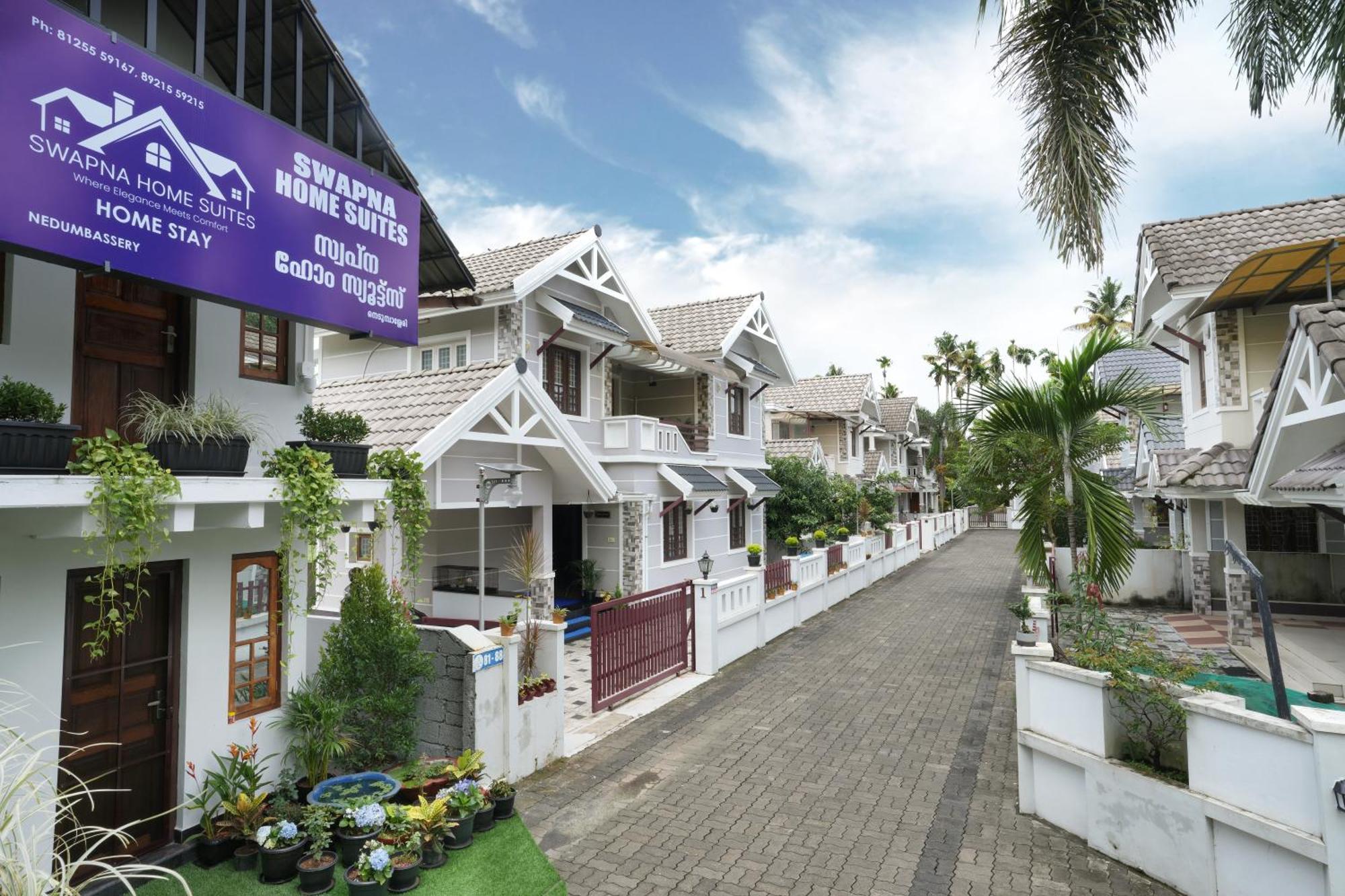 Swapna Home Suites Nedumbassery Eksteriør billede