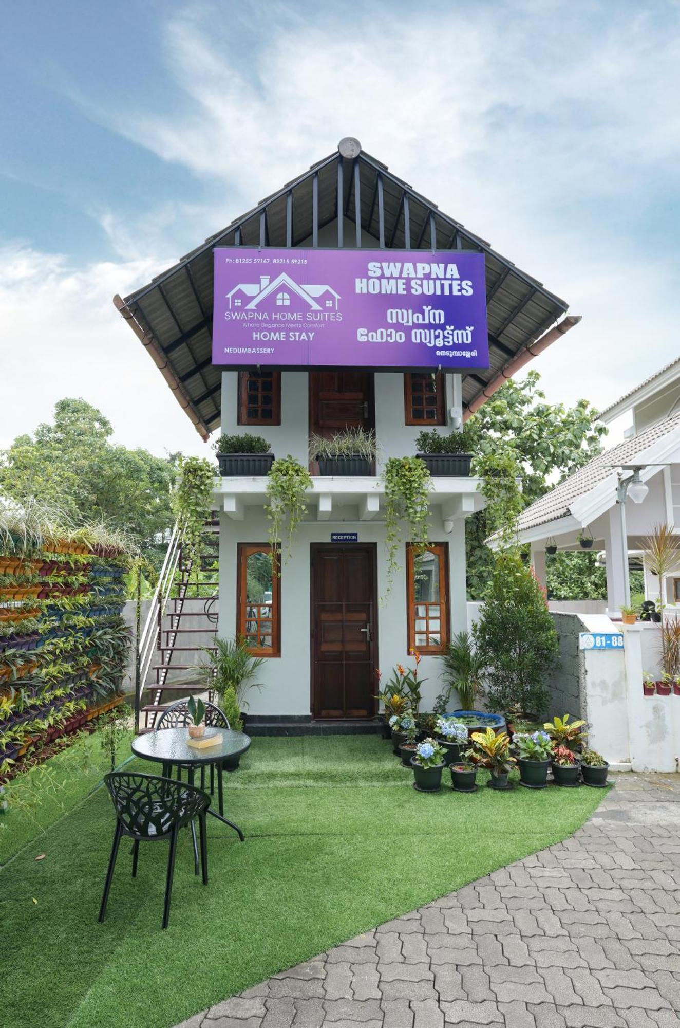 Swapna Home Suites Nedumbassery Eksteriør billede